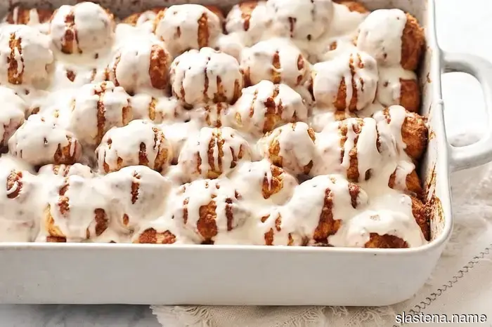 Cinnamon Roll Bites