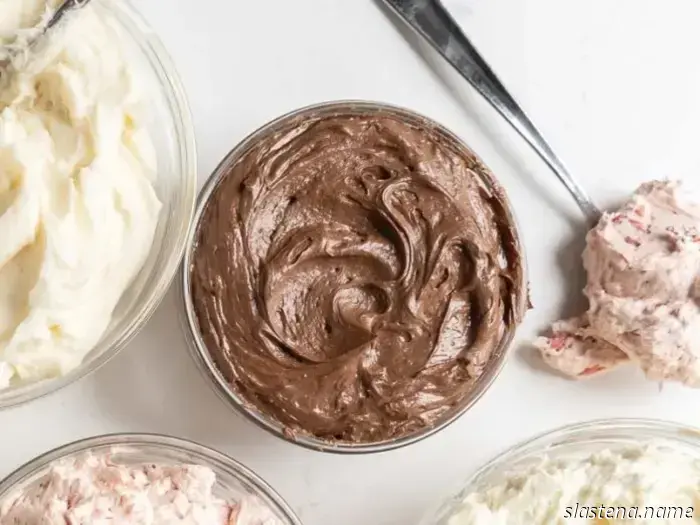Crema de Mantequilla Rusa-Hornee desde Cero