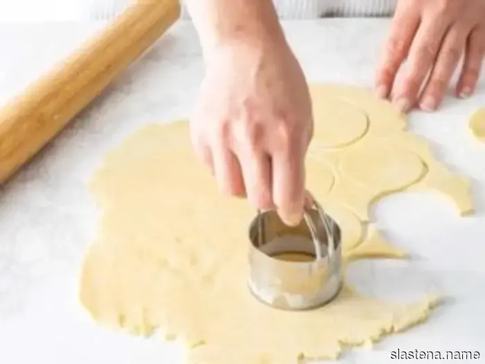 The Essentials: Hand Pies - Bake from Scratch