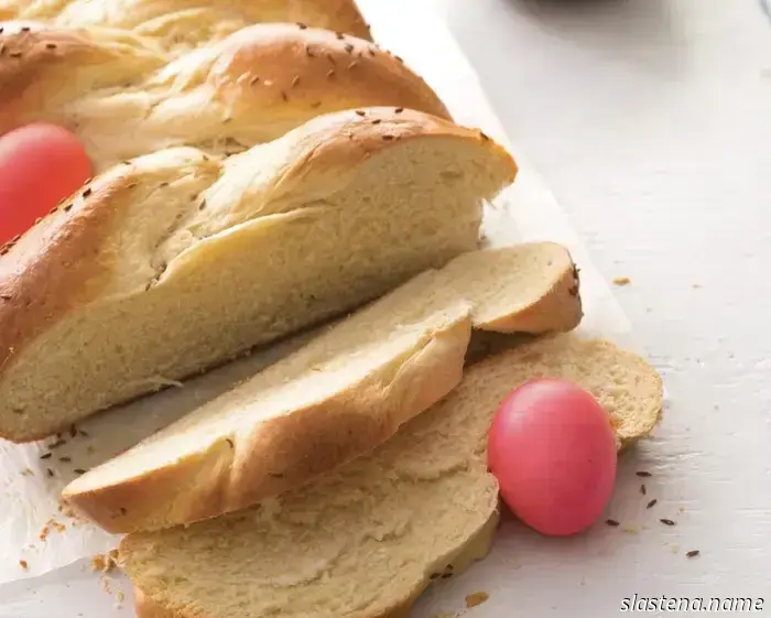 Celebre la Pascua con Panes Tradicionales de toda Europa: Hornee desde Cero