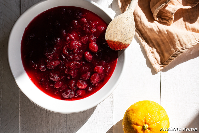 Salsa de arándanos casera (vibrante, fresca y fácil)