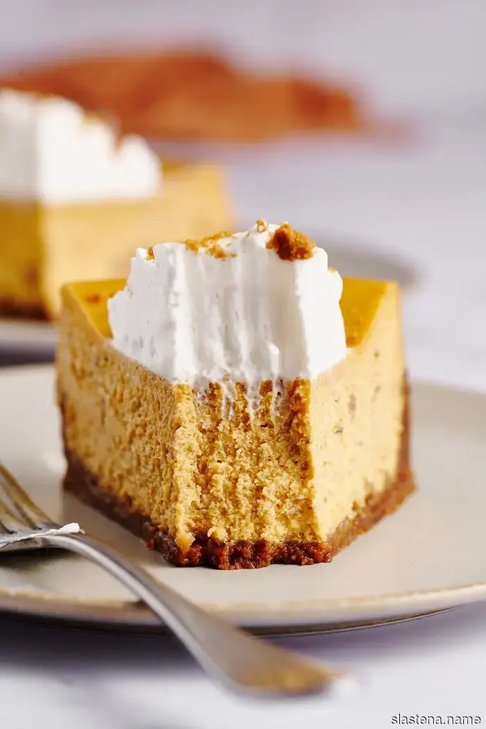 Pumpkin Cheesecake on a Biscoff Cookie Crust