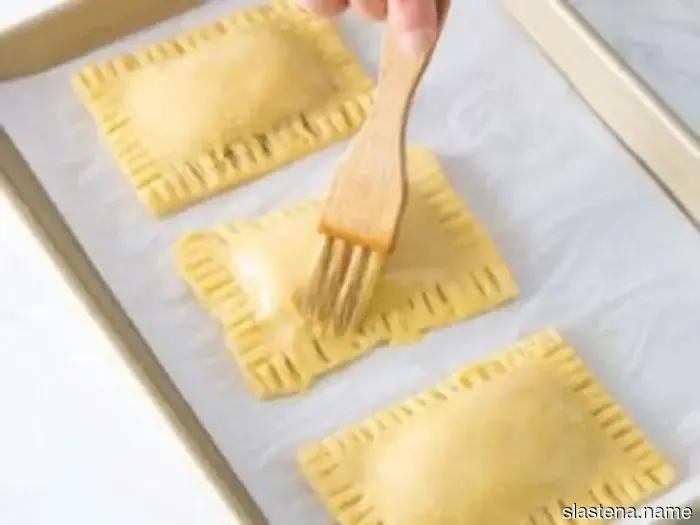 The Essentials: Hand Pies - Bake from Scratch