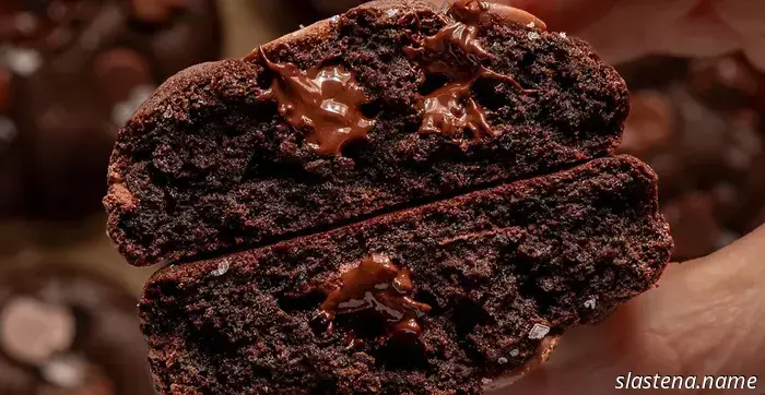 Печенье с двойным шоколадом и шоколадной крошкой