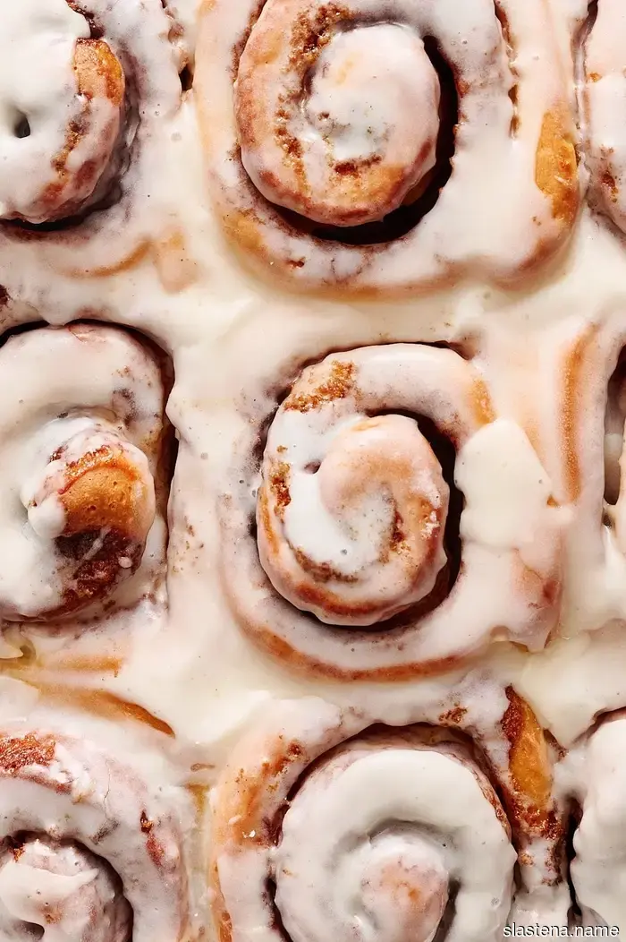 Recipe for Sticky Cinnamon Rolls