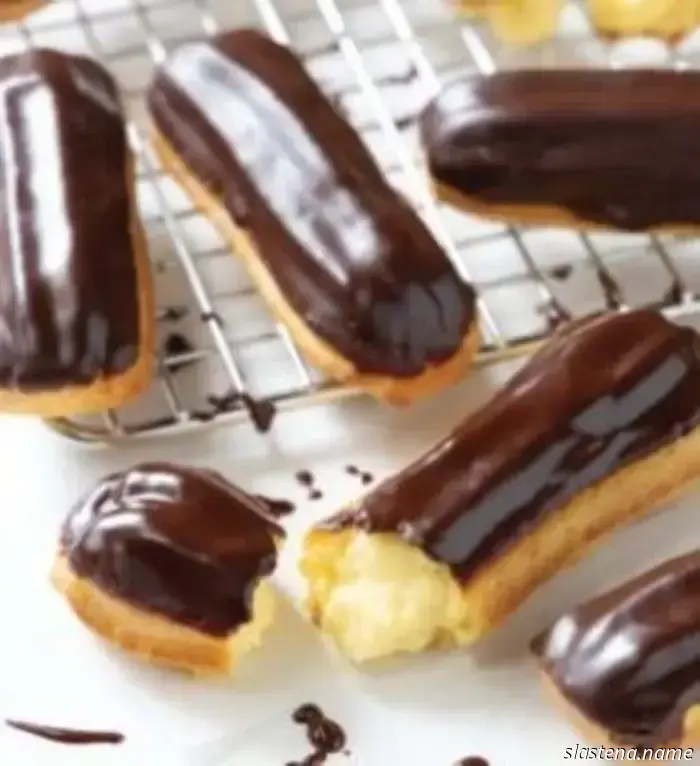 Baking School Comprehensive Guide: Éclairs - Bake from Scratch