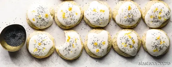 Poppy Seed Perfection: Our Top Recipes - Bake from Scratch