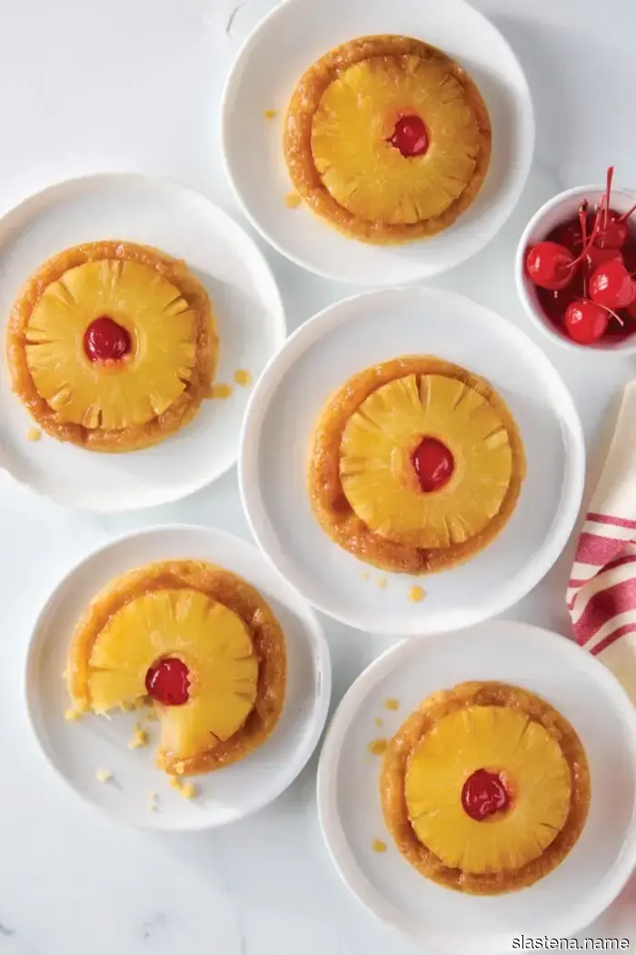 Galletas de Piña Invertida - Hornea desde Cero