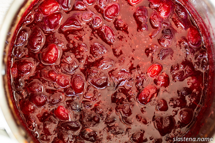 Salsa de arándanos casera (vibrante, fresca y fácil)
