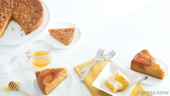 Around the Globe with Honey Cakes - Bake from Scratch