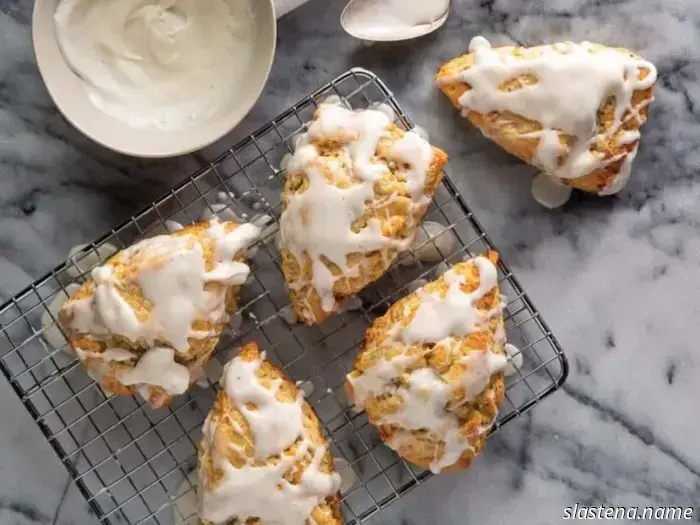 Scones de manzana especiados - Hechos desde cero